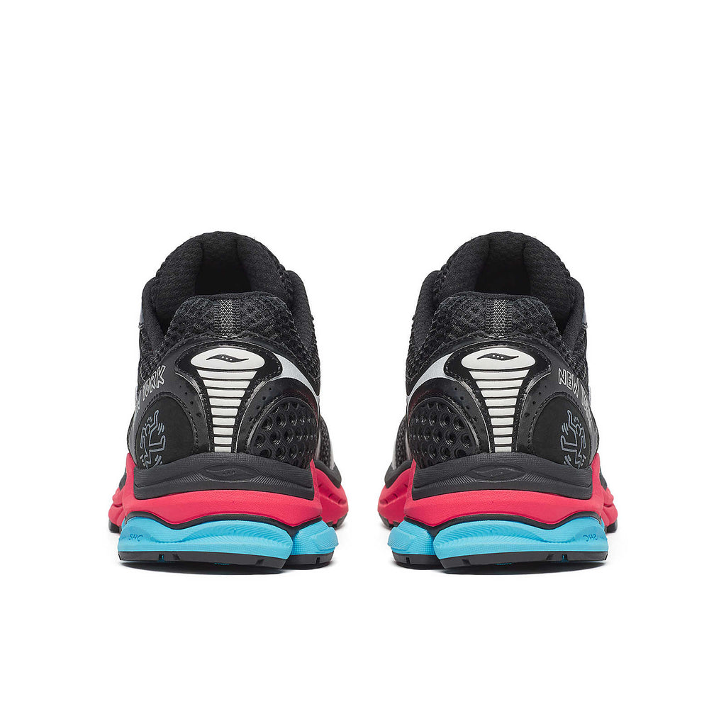  Women's Keith Haring X Saucony NYC ProGrid Triumph 4