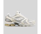  Saucony X Highsnobiety ProGrid Triumph 4