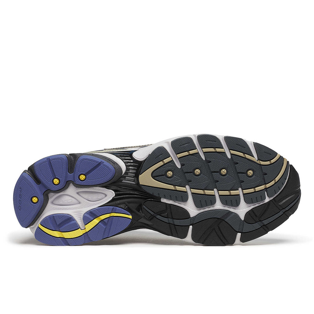 Saucony ProGrid Omni 9 Metallic