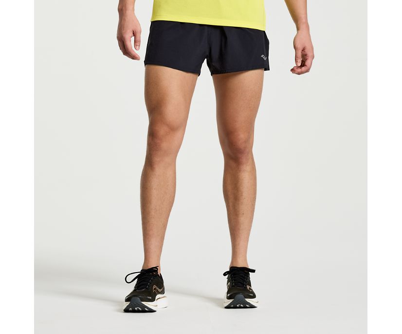 Saucony Men's Outpace 2.5" Split Short