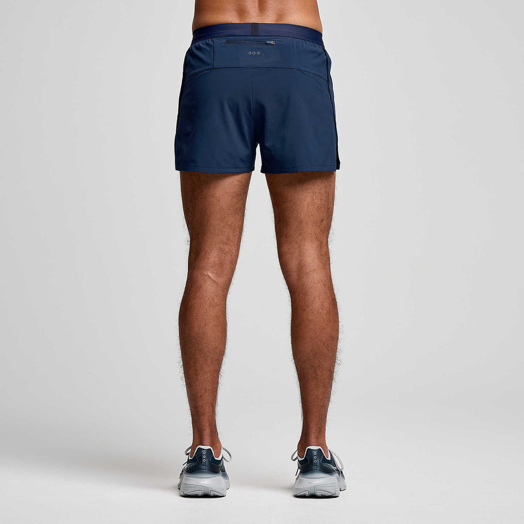 Saucony Men's Outpace 2.5" Split Short