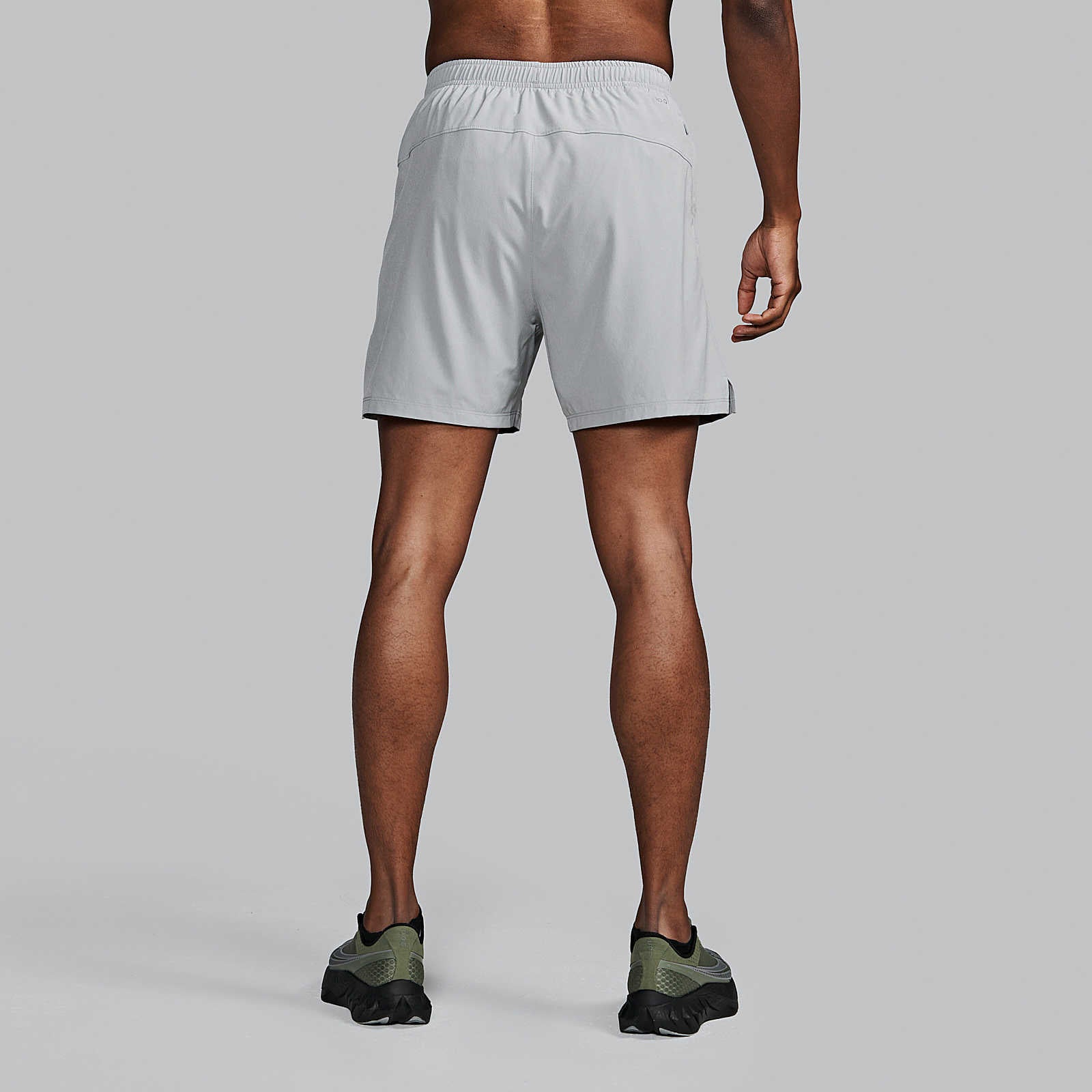Saucony Men's Outpace 5" Short