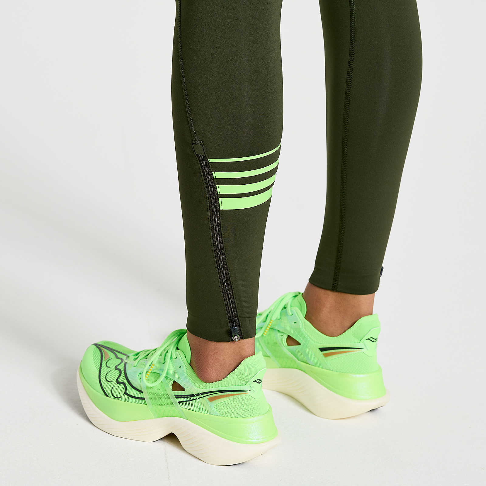 Saucony Women's Elite Tight