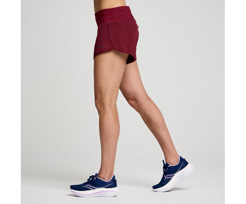 Saucony Women's Outpace 2.5" Split Short